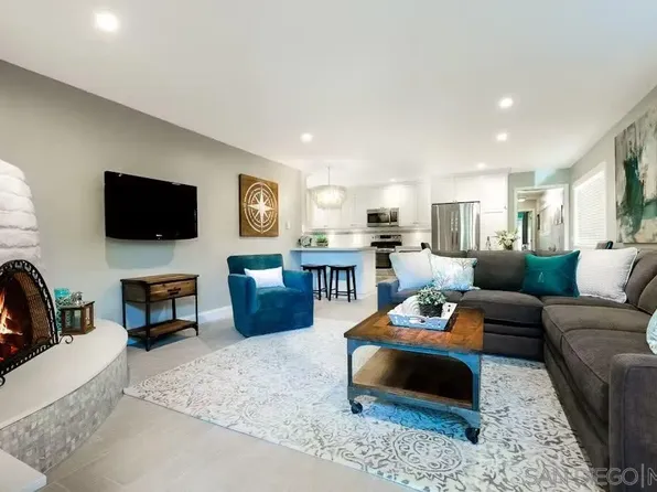 337 Rosemont St, La Jolla, CA 92037