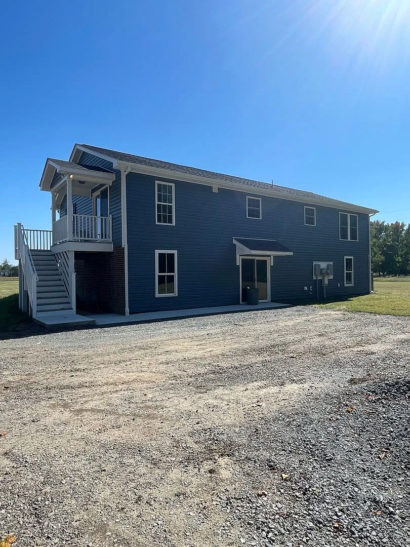 3 bed 2 bath Full Basement Warsaw, Virginia — Photo 4