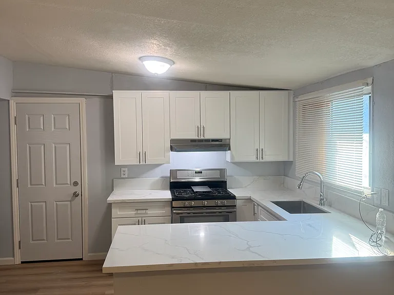 17977 Wellford Dr — Photo 10