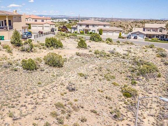 4th image of 4221 Vista Pinon Dr