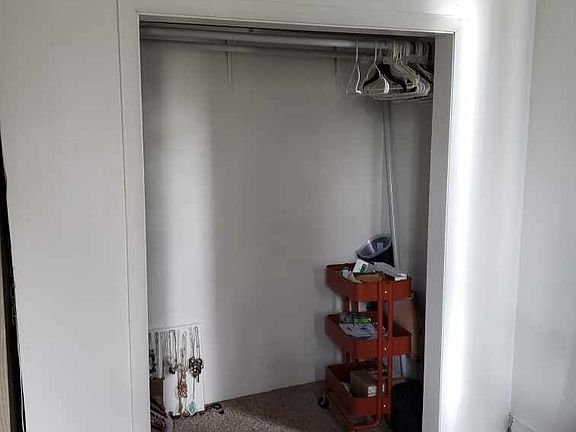 4th image of 403 N Scott St #1
