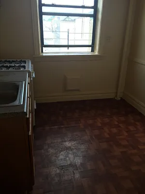 Rented by First Executive Realty Inc | media 8