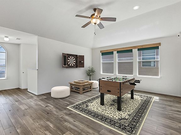 5th image of 14037 Fontana Rd