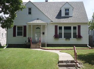 2725 Tremont Ave, Davenport, IA
