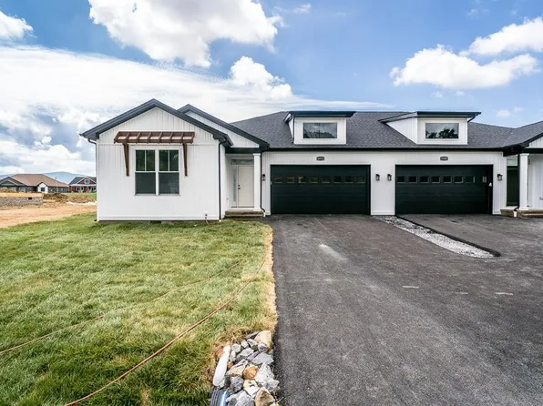 10212 Dalmatian Dr, McGaheysville, VA 22840