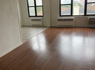 (Undisclosed Address), White Plains, NY 10605