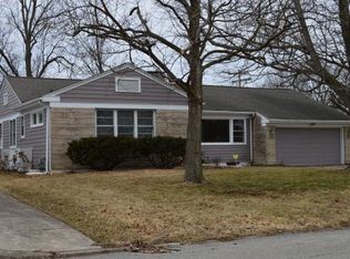 115 S Redwood Ln, Decatur, IL 62522