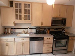 5th image of 1960 Lincoln Park West Ave