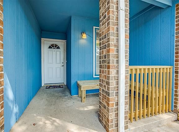4th image of 1709 Bayou Dr