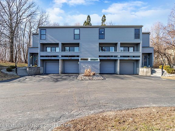 3rd image of 3655 E Meadows Ct
