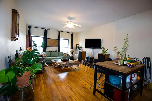 Rented by Brownstone Real Estate | media 2