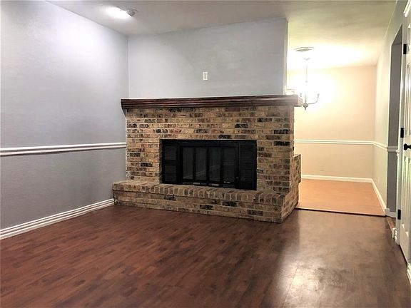 3rd image of 4509 Sabelle Ln