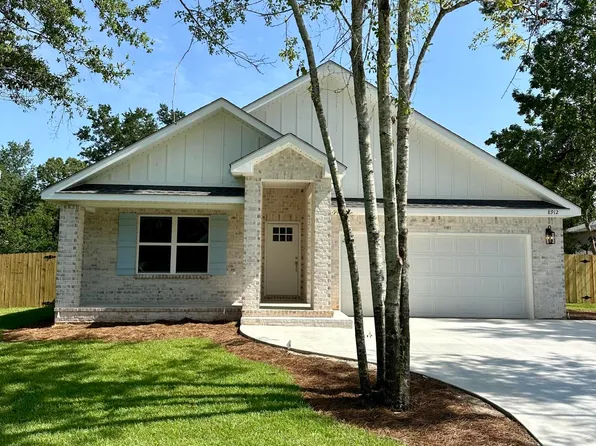 8912 Mermaid Ave, Ocean Springs, MS 39564