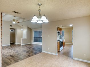 908 Ledgemont Dr, Plano, TX 75025