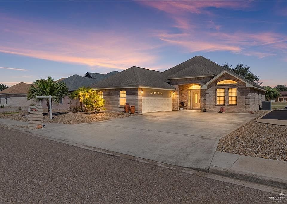 1st image of 3525 Clubhouse Dr