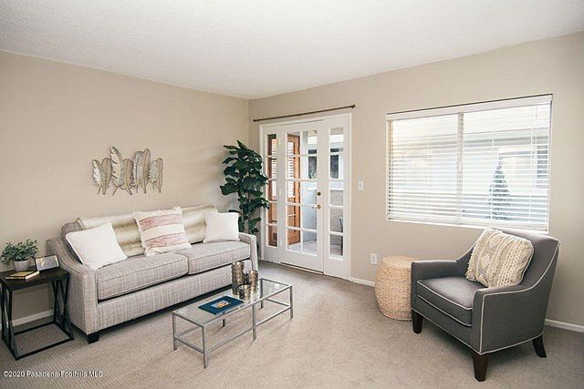 1st image of 1133 Pine St APT 111