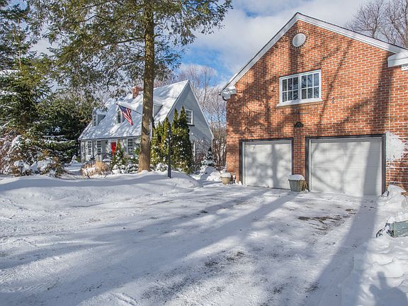 Main house with garage/guest