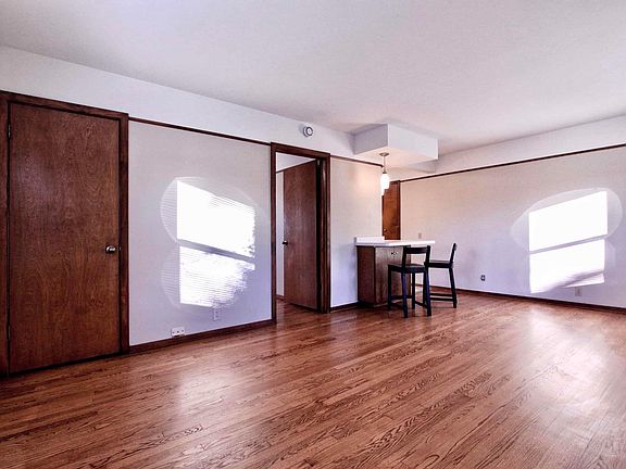 3rd image of 2666 N Humboldt Blvd #9
