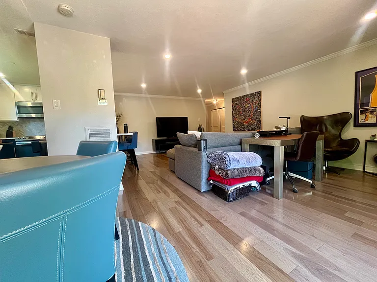 460 S Marion Street Pkwy #153 — Photo 9