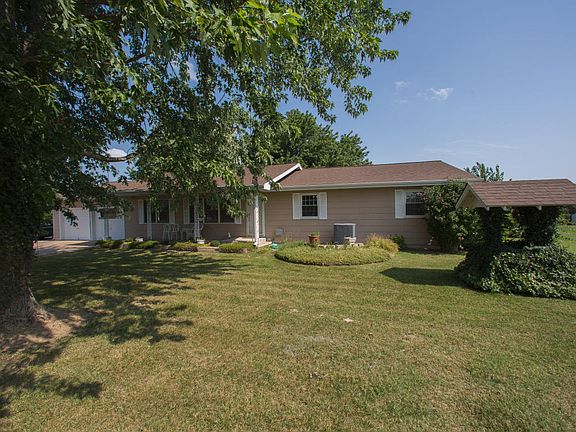 3rd image of 187 Rose Ln