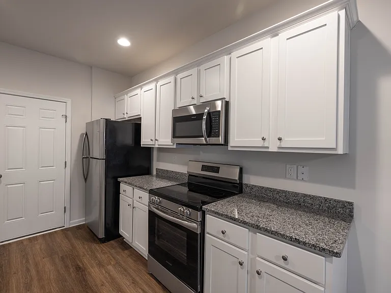 142 S Bell Ave #1 — Photo 16