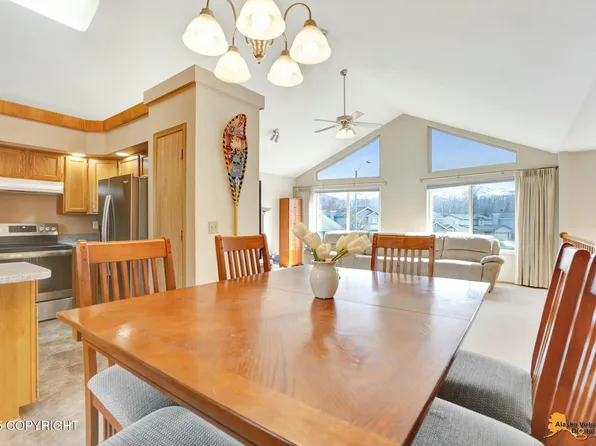 6921 Howard Ave, Anchorage, AK 99504