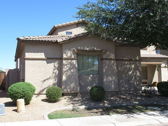 3rd image of 1043 S Fresno St