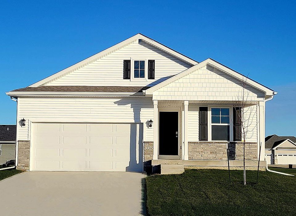 1st image of 5608 NE Sienna Dr