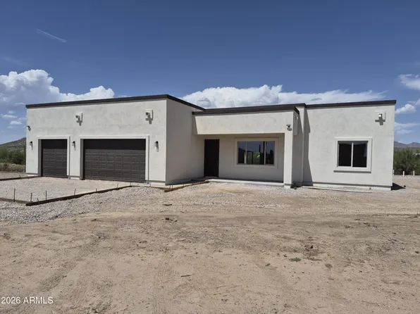 48111 N 7TH Avenue, New River, AZ 85087
