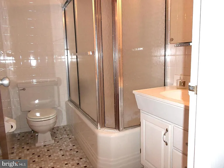 1030 E Lancaster Ave #112 — Photo 15