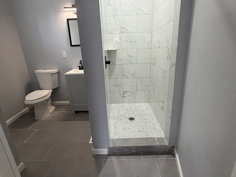 8631 Beaubien St #8 — Photo 7