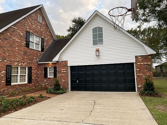 garage outside