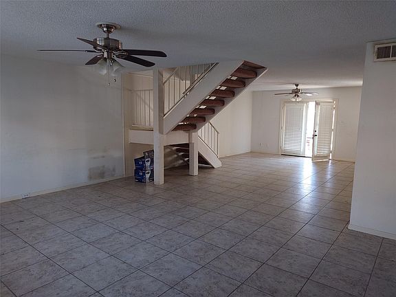 4th image of 10546 Hammerly Blvd #323