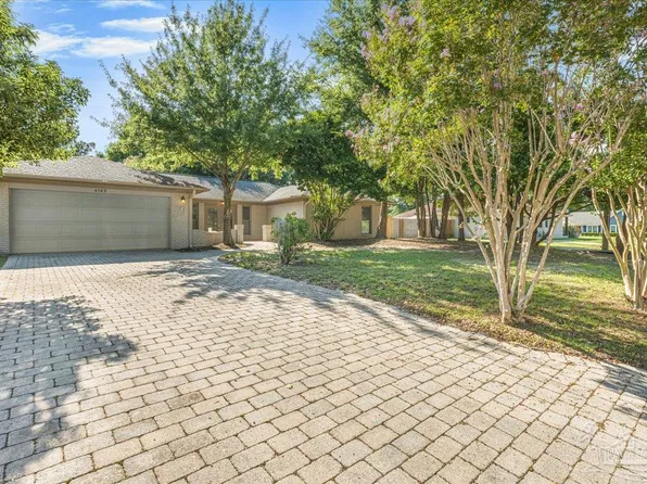 4165 Monteigne Dr, Pensacola, FL 32504