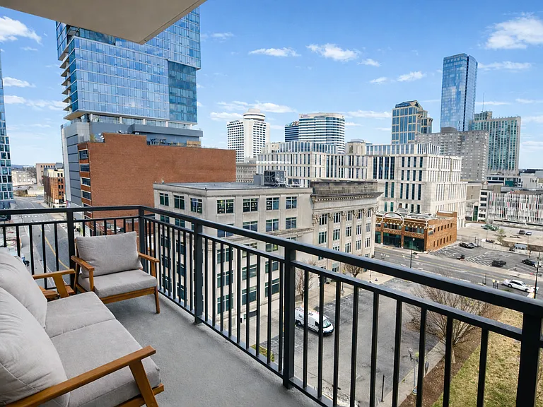 930 Commerce St #703 — Photo 11