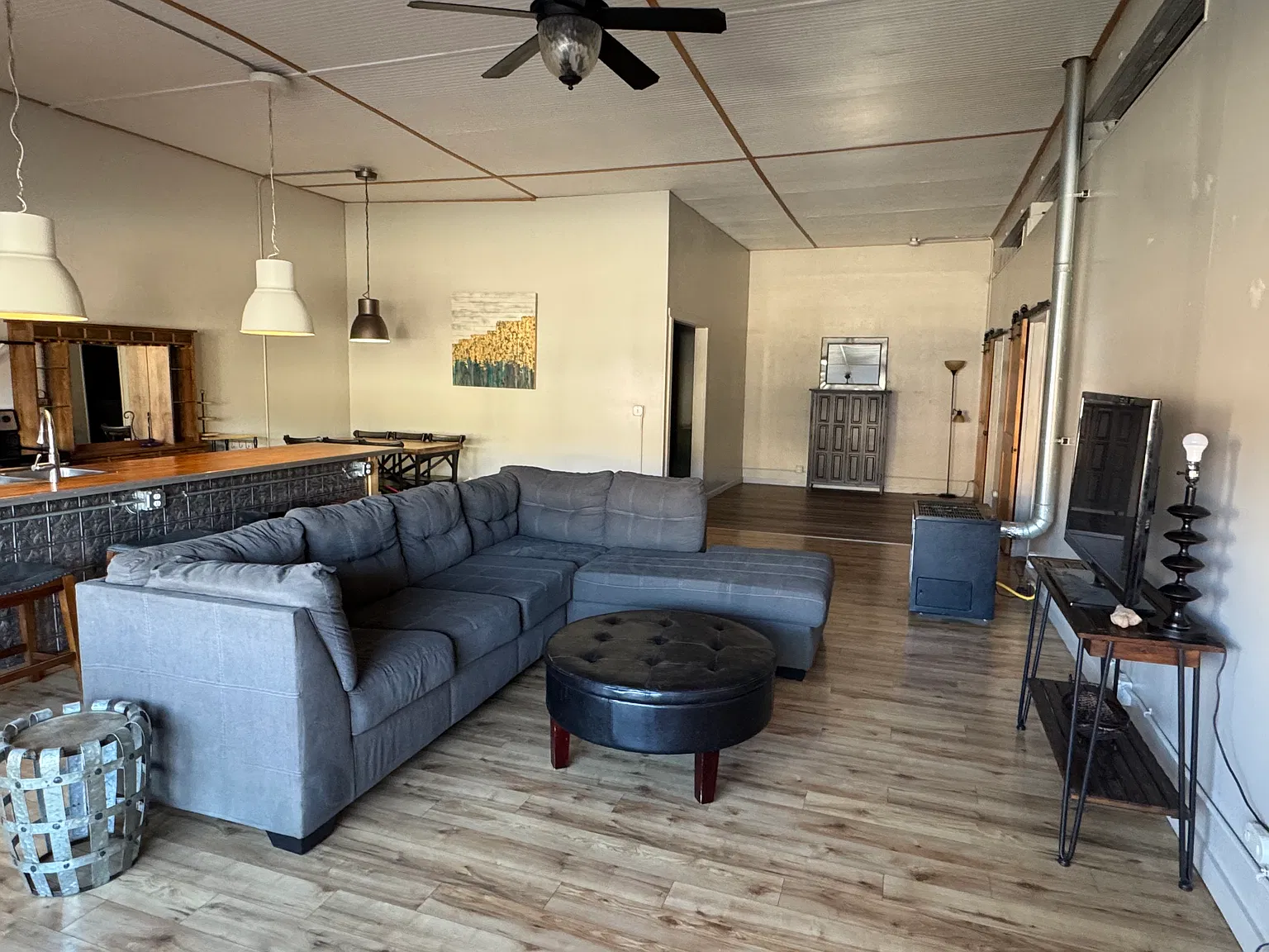2 bed, 1371 sqft, $1,950 — Photo 4