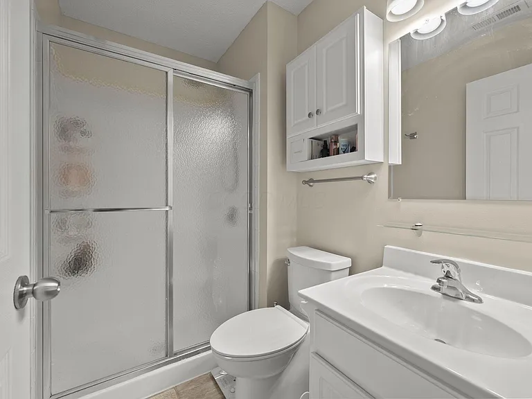 6007 Haydens Crossing Blvd — Photo 14