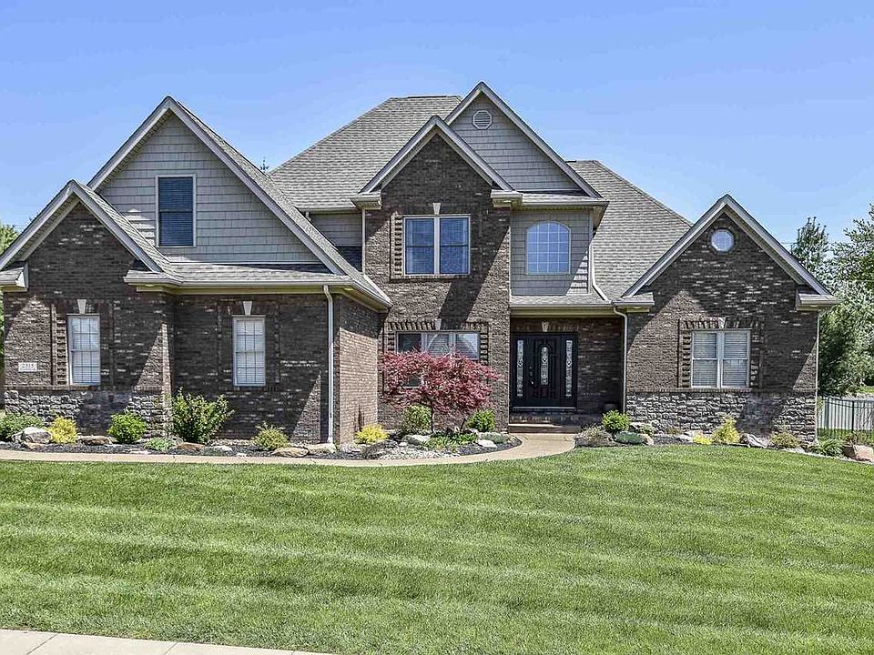 1st image of 2315 Julianne Cir