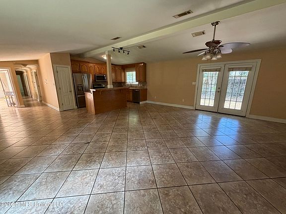 3rd image of 734 Akaka Ct