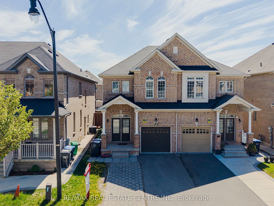 1st image of 10 Ebury Dr