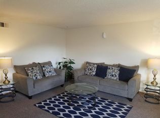 2011 Terry St APT 204, Longmont, CO 80501