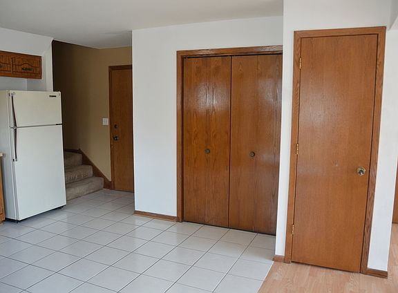 3rd image of 6251 S Newland Ave APT 3n