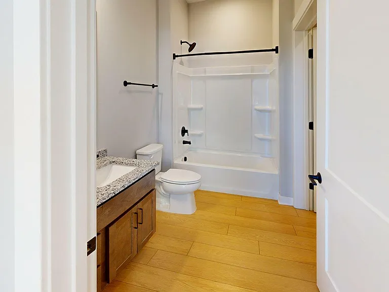 OC-4th-5th-Bathroom OC-4th-5th-Bathroom