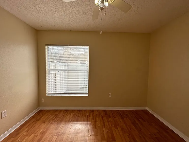 857 Blanc Ct — Photo 11