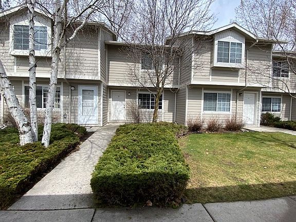 3rd image of 2802 Rockridge Ct APT 3