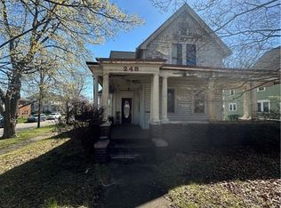 248 N 4th St, Coshocton, OH 43812