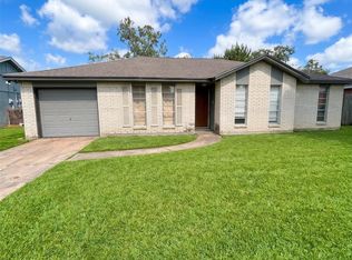 7410 Canary Cir, Texas City, TX 77591