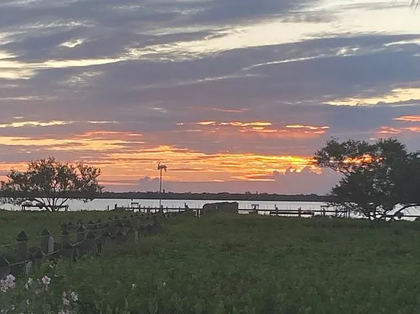 6155 S Mirror Lake Dr APT 105, Sebastian, FL 32958