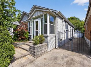 1269 Broadview Ave, Toronto, ON M4K 2T5