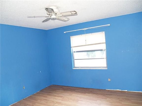 2nd image of 601 Tangerine Dr